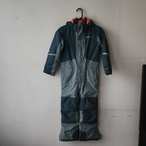 New Without Tag Columbia Youth Blue and Gray Snowsuit. Size S(8) - Picture 5 of 5